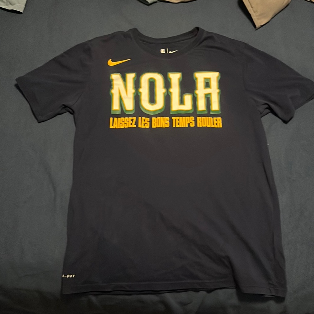 NOLA Nike Pelicans T shirt